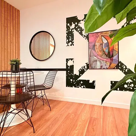 Apartamento Haven - Elegant 2br By Unirii Square *